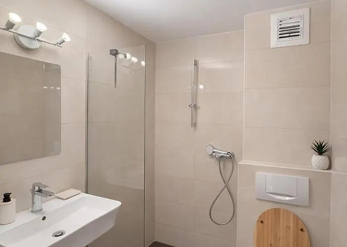 Gemuetliche Im Herzen Von Appartement